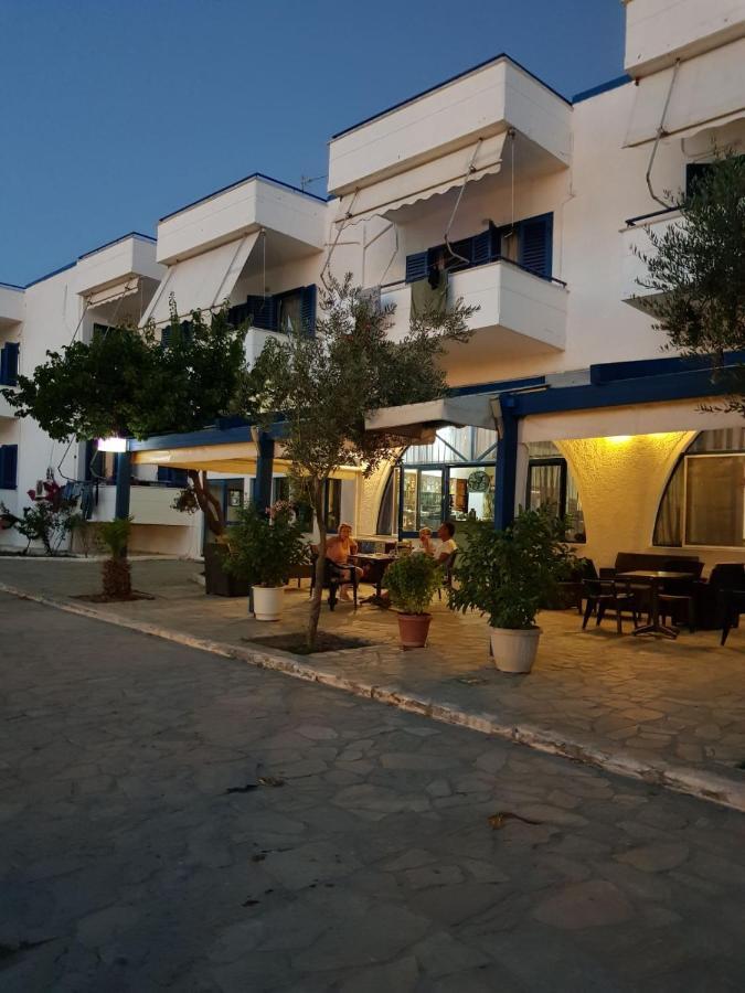 Aparthotel To Kyma Amarynthos Exteriér fotografie